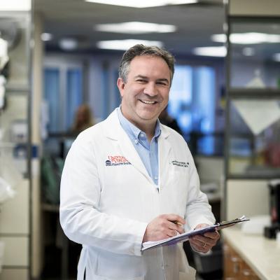 Javier Provencio headshot